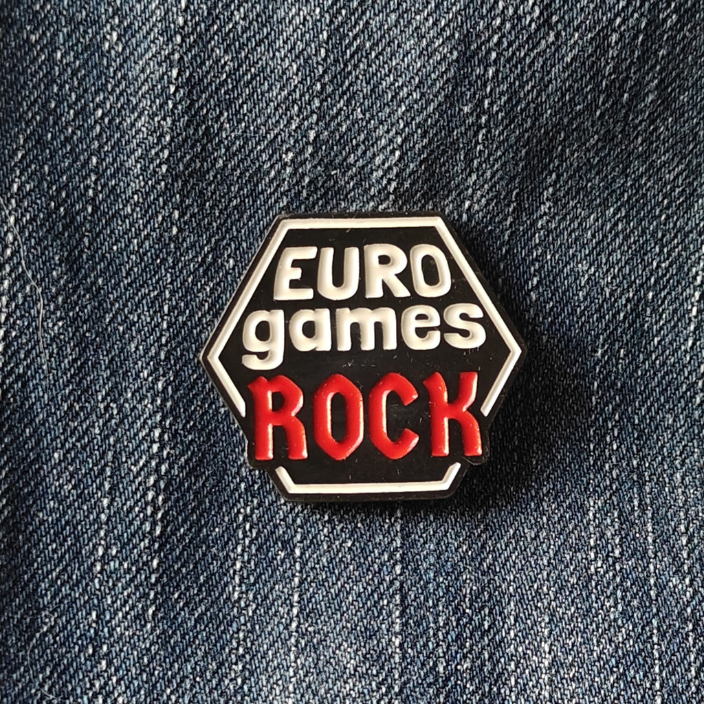 Pin metálico Fest Season / múltiples diseños